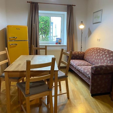 Apartment In Historic Town House 格蒙登 外观 照片