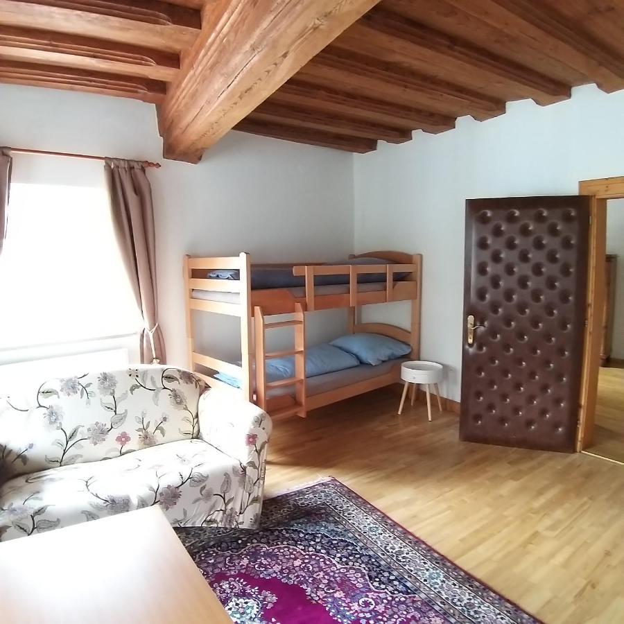Apartment In Historic Town House 格蒙登 外观 照片